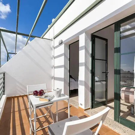 Arpon Santa Rosa 6 By Escape * Puerto del Carmen (Lanzarote)