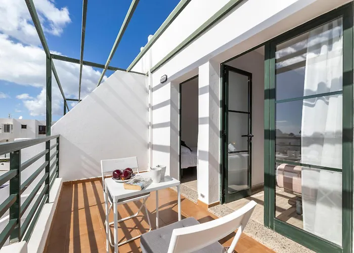 Arpon Santa Rosa 6 By Escape * بويرتو ذيل كارمين